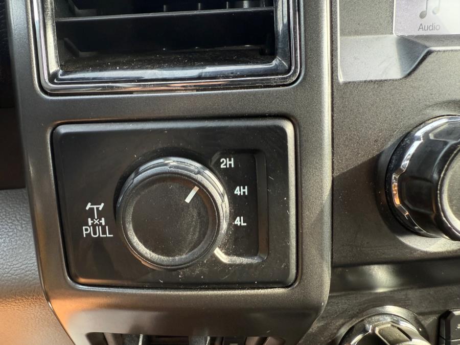 2019 Ford Super Duty F-250 SRW XLT 4WD Crew Cab 6.75'' Box, available for sale in Huntington Station, New York | Huntington Auto Mall. Huntington Station, New York 2019 Ford Super Duty F-250 SRW XLT 4WD Crew Cab 6.75'' Box, available for sale in Huntington Station, New York | Huntington Auto Mall. Huntington Station, New York