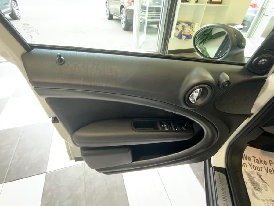 2015 MINI Cooper Countryman FWD 4dr S, available for sale in Hartford, Connecticut | Franklin Motors Auto Sales LLC. Hartford, Connecticut 2015 MINI Cooper Countryman FWD 4dr S, available for sale in Hartford, Connecticut | Franklin Motors Auto Sales LLC. Hartford, Connecticut