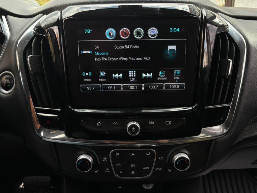 2018 Chevrolet Traverse AWD 4dr LT Cloth w/1LT, available for sale in Brooklyn, New York | Carsbuck Inc.. Brooklyn, New York 2018 Chevrolet Traverse AWD 4dr LT Cloth w/1LT, available for sale in Brooklyn, New York | Carsbuck Inc.. Brooklyn, New York