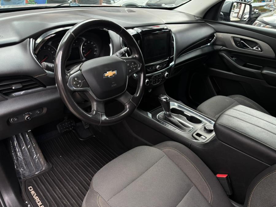 2018 Chevrolet Traverse AWD 4dr LT Cloth w/1LT, available for sale in Brooklyn, New York | Carsbuck Inc.. Brooklyn, New York 2018 Chevrolet Traverse AWD 4dr LT Cloth w/1LT, available for sale in Brooklyn, New York | Carsbuck Inc.. Brooklyn, New York