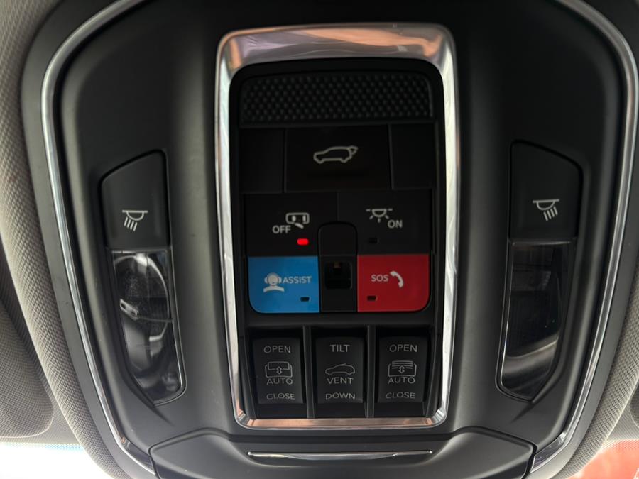 2021 Jeep Grand Cherokee L Limited 4x4, available for sale in Brooklyn, New York | Carsbuck Inc.. Brooklyn, New York 2021 Jeep Grand Cherokee L Limited 4x4, available for sale in Brooklyn, New York | Carsbuck Inc.. Brooklyn, New York