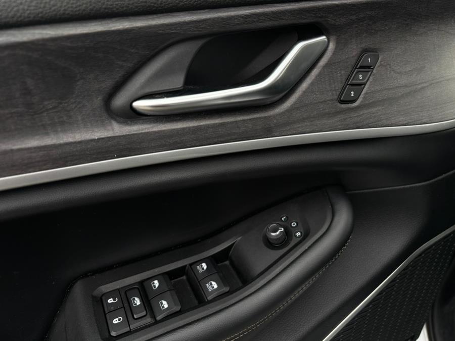 2021 Jeep Grand Cherokee L Limited 4x4, available for sale in Brooklyn, New York | Carsbuck Inc.. Brooklyn, New York 2021 Jeep Grand Cherokee L Limited 4x4, available for sale in Brooklyn, New York | Carsbuck Inc.. Brooklyn, New York
