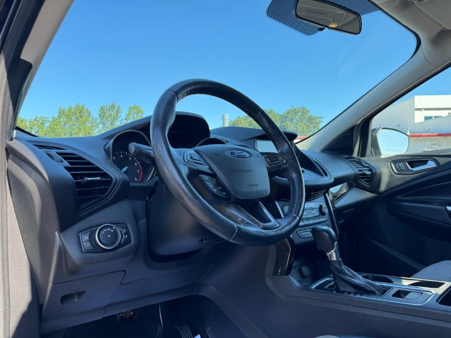 2017 Ford Escape SE 4WD, available for sale in Ortonville, Michigan | Marsh Auto Sales LLC. Ortonville, Michigan 2017 Ford Escape SE 4WD, available for sale in Ortonville, Michigan | Marsh Auto Sales LLC. Ortonville, Michigan