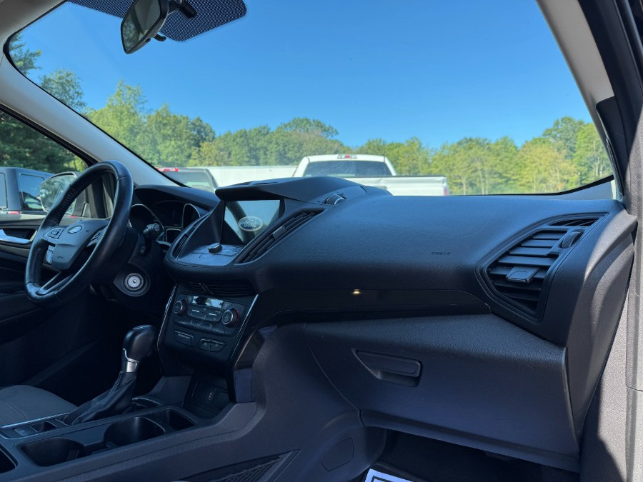 2017 Ford Escape SE 4WD, available for sale in Ortonville, Michigan | Marsh Auto Sales LLC. Ortonville, Michigan 2017 Ford Escape SE 4WD, available for sale in Ortonville, Michigan | Marsh Auto Sales LLC. Ortonville, Michigan