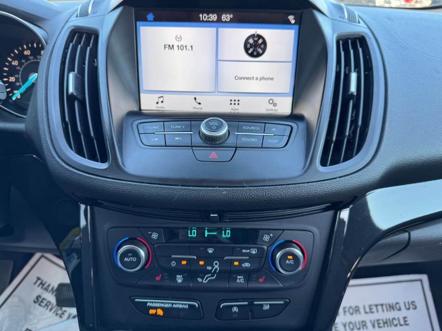2017 Ford Escape SE 4WD, available for sale in Ortonville, Michigan | Marsh Auto Sales LLC. Ortonville, Michigan 2017 Ford Escape SE 4WD, available for sale in Ortonville, Michigan | Marsh Auto Sales LLC. Ortonville, Michigan