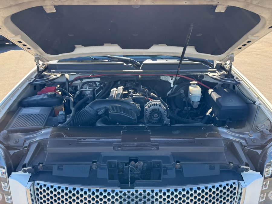2012 GMC Yukon XL AWD 4dr 1500 Denali, available for sale in Ortonville, Michigan | Marsh Auto Sales LLC. Ortonville, Michigan 2012 GMC Yukon XL AWD 4dr 1500 Denali, available for sale in Ortonville, Michigan | Marsh Auto Sales LLC. Ortonville, Michigan