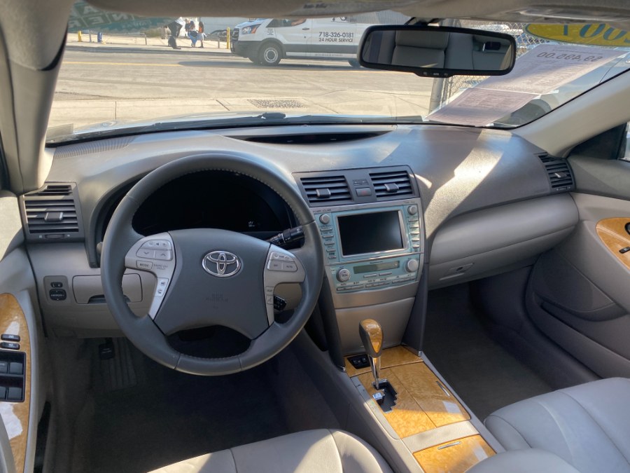 2007 Toyota Camry 4dr Sdn V6 Auto XLE, available for sale in Middle Village, New York | Middle Village Motors . Middle Village, New York 2007 Toyota Camry 4dr Sdn V6 Auto XLE, available for sale in Middle Village, New York | Middle Village Motors . Middle Village, New York