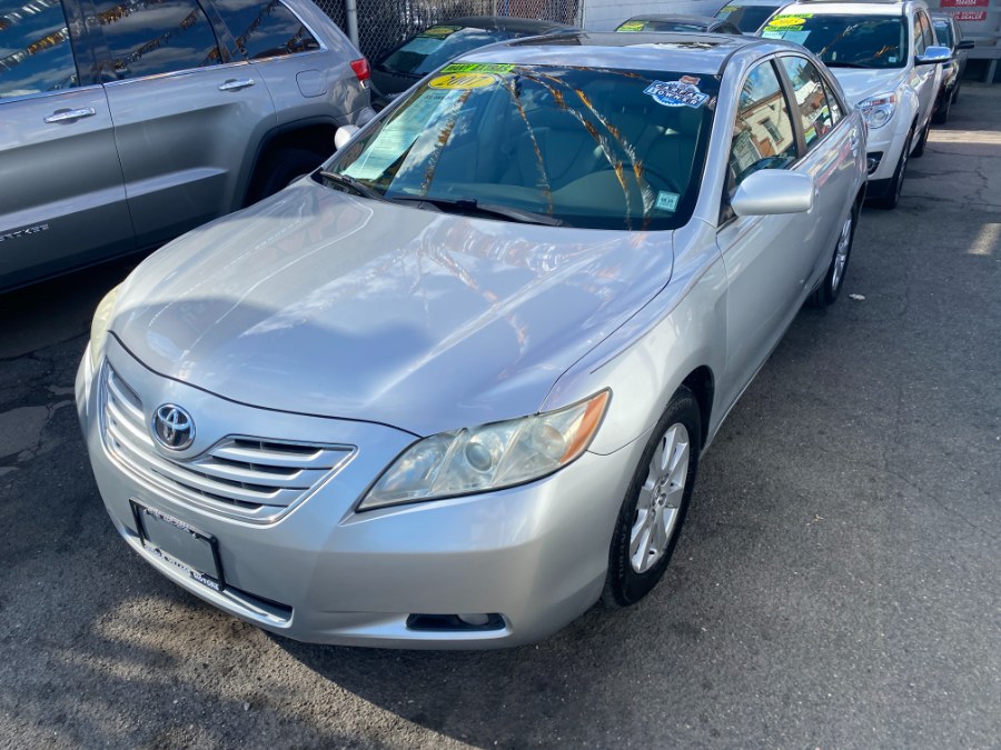 2007 Toyota Camry 4dr Sdn V6 Auto XLE, available for sale in Middle Village, New York | Middle Village Motors . Middle Village, New York 2007 Toyota Camry 4dr Sdn V6 Auto XLE, available for sale in Middle Village, New York | Middle Village Motors . Middle Village, New York