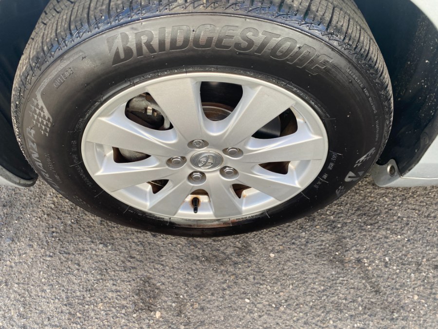 2007 Toyota Camry 4dr Sdn V6 Auto XLE, available for sale in Middle Village, New York | Middle Village Motors . Middle Village, New York 2007 Toyota Camry 4dr Sdn V6 Auto XLE, available for sale in Middle Village, New York | Middle Village Motors . Middle Village, New York
