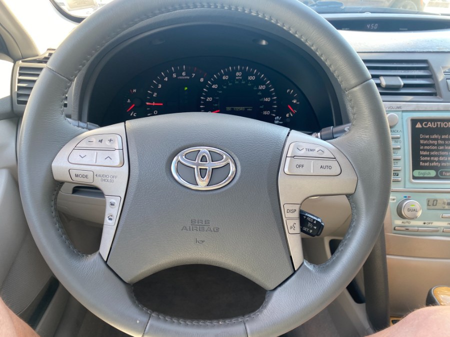 2007 Toyota Camry 4dr Sdn V6 Auto XLE, available for sale in Middle Village, New York | Middle Village Motors . Middle Village, New York 2007 Toyota Camry 4dr Sdn V6 Auto XLE, available for sale in Middle Village, New York | Middle Village Motors . Middle Village, New York