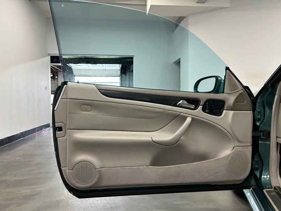 2000 Mercedes-Benz CLK-Class 2dr Cabriolet 4.3L, available for sale in Elizabeth, New Jersey | M Auto Group. Elizabeth, New Jersey 2000 Mercedes-Benz CLK-Class 2dr Cabriolet 4.3L, available for sale in Elizabeth, New Jersey | M Auto Group. Elizabeth, New Jersey