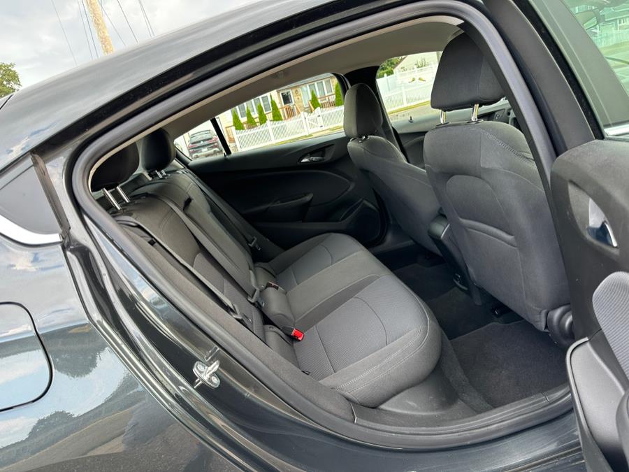 2018 Chevrolet Cruze 4dr HB 1.4L LT w/1SD, available for sale in Copiague, New York | Great Deal Motors. Copiague, New York 2018 Chevrolet Cruze 4dr HB 1.4L LT w/1SD, available for sale in Copiague, New York | Great Deal Motors. Copiague, New York