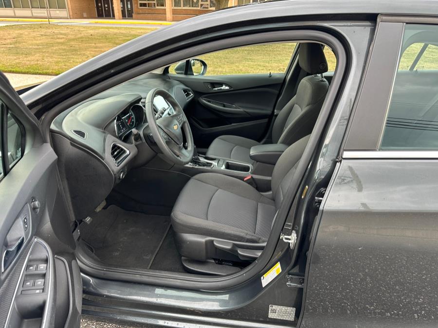 2018 Chevrolet Cruze 4dr HB 1.4L LT w/1SD, available for sale in Copiague, New York | Great Deal Motors. Copiague, New York 2018 Chevrolet Cruze 4dr HB 1.4L LT w/1SD, available for sale in Copiague, New York | Great Deal Motors. Copiague, New York