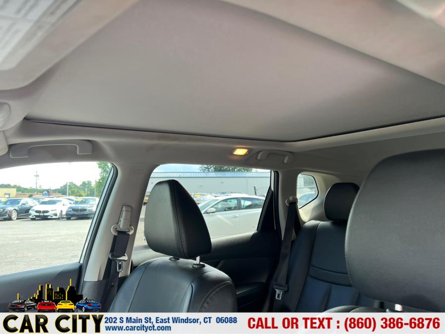 2016 Nissan Rogue AWD 4dr SL, available for sale in East Windsor, Connecticut | Car City LLC. East Windsor, Connecticut 2016 Nissan Rogue AWD 4dr SL, available for sale in East Windsor, Connecticut | Car City LLC. East Windsor, Connecticut