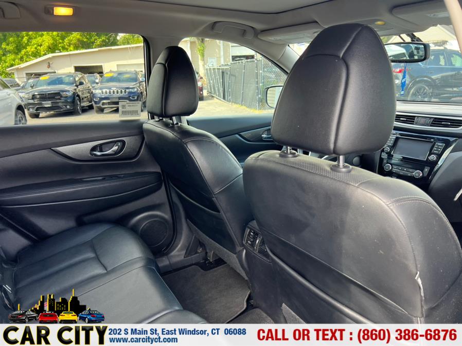 2016 Nissan Rogue AWD 4dr SL, available for sale in East Windsor, Connecticut | Car City LLC. East Windsor, Connecticut 2016 Nissan Rogue AWD 4dr SL, available for sale in East Windsor, Connecticut | Car City LLC. East Windsor, Connecticut