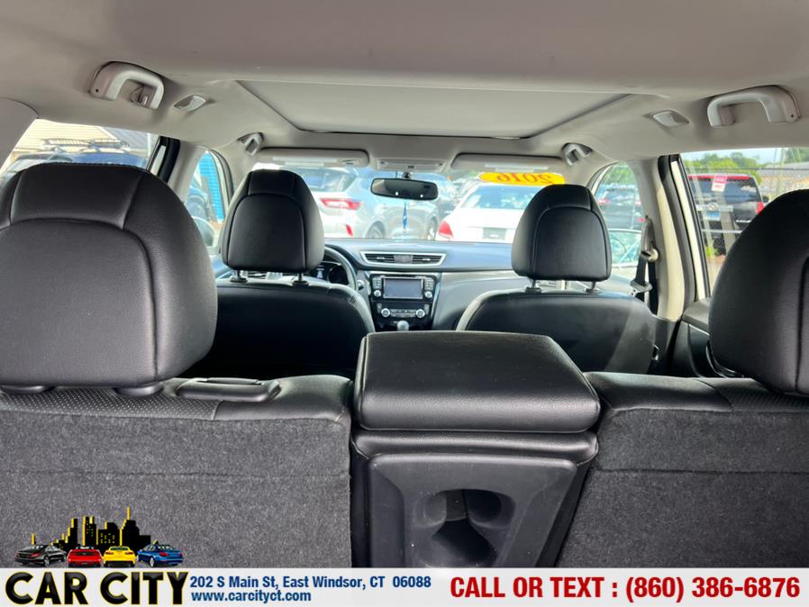2016 Nissan Rogue AWD 4dr SL, available for sale in East Windsor, Connecticut | Car City LLC. East Windsor, Connecticut 2016 Nissan Rogue AWD 4dr SL, available for sale in East Windsor, Connecticut | Car City LLC. East Windsor, Connecticut