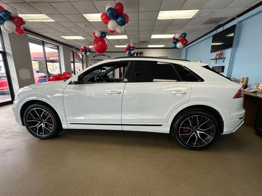 2022 Audi Q8 Prestige 55 TFSI quattro, available for sale in Inwood, New York | 5 Towns Drive. Inwood, New York 2022 Audi Q8 Prestige 55 TFSI quattro, available for sale in Inwood, New York | 5 Towns Drive. Inwood, New York
