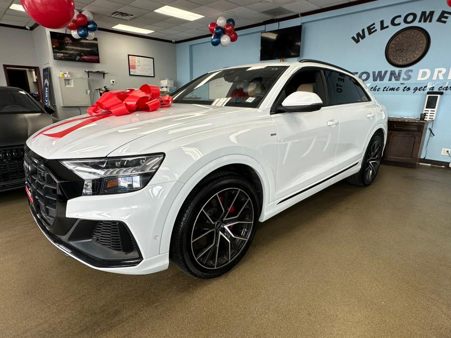 2022 Audi Q8 Prestige 55 TFSI quattro, available for sale in Inwood, New York | 5 Towns Drive. Inwood, New York 2022 Audi Q8 Prestige 55 TFSI quattro, available for sale in Inwood, New York | 5 Towns Drive. Inwood, New York