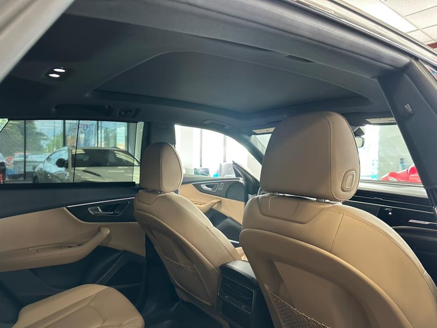 2022 Audi Q8 Prestige 55 TFSI quattro, available for sale in Inwood, New York | 5 Towns Drive. Inwood, New York 2022 Audi Q8 Prestige 55 TFSI quattro, available for sale in Inwood, New York | 5 Towns Drive. Inwood, New York
