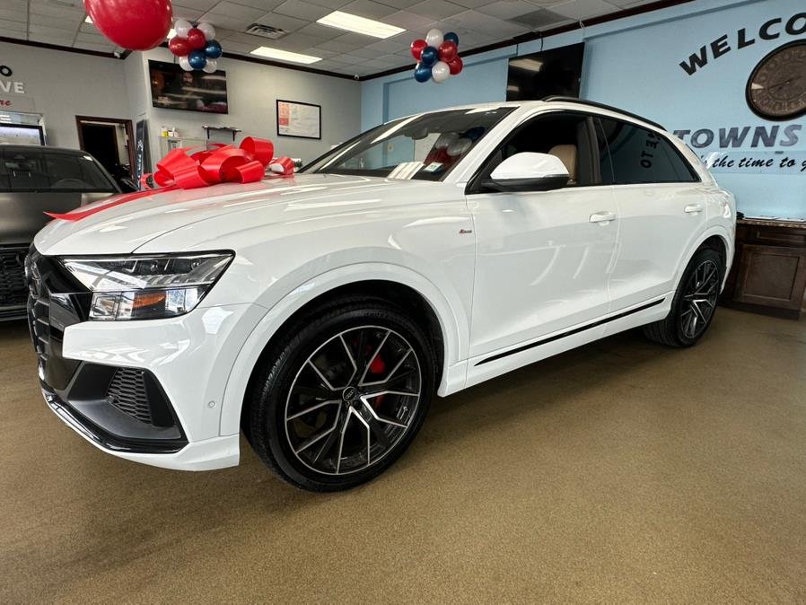 2022 Audi Q8 Prestige 55 TFSI quattro, available for sale in Inwood, New York | 5 Towns Drive. Inwood, New York 2022 Audi Q8 Prestige 55 TFSI quattro, available for sale in Inwood, New York | 5 Towns Drive. Inwood, New York