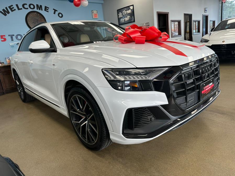 2022 Audi Q8 Prestige 55 TFSI quattro, available for sale in Inwood, New York | 5 Towns Drive. Inwood, New York 2022 Audi Q8 Prestige 55 TFSI quattro, available for sale in Inwood, New York | 5 Towns Drive. Inwood, New York