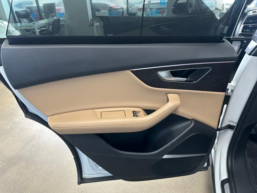 2022 Audi Q8 Prestige 55 TFSI quattro, available for sale in Inwood, New York | 5 Towns Drive. Inwood, New York 2022 Audi Q8 Prestige 55 TFSI quattro, available for sale in Inwood, New York | 5 Towns Drive. Inwood, New York