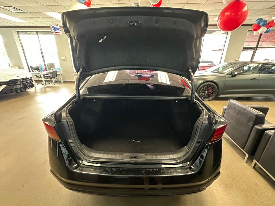 2020 Nissan Altima 2.5 S Sedan, available for sale in Inwood, New York | 5 Towns Drive. Inwood, New York 2020 Nissan Altima 2.5 S Sedan, available for sale in Inwood, New York | 5 Towns Drive. Inwood, New York