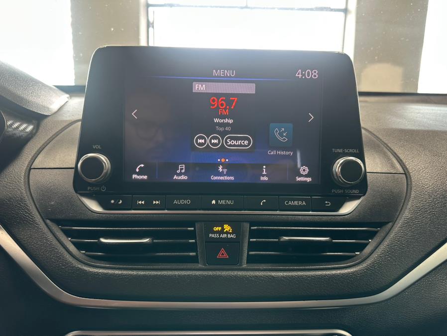 2020 Nissan Altima 2.5 S Sedan, available for sale in Inwood, New York | 5 Towns Drive. Inwood, New York 2020 Nissan Altima 2.5 S Sedan, available for sale in Inwood, New York | 5 Towns Drive. Inwood, New York