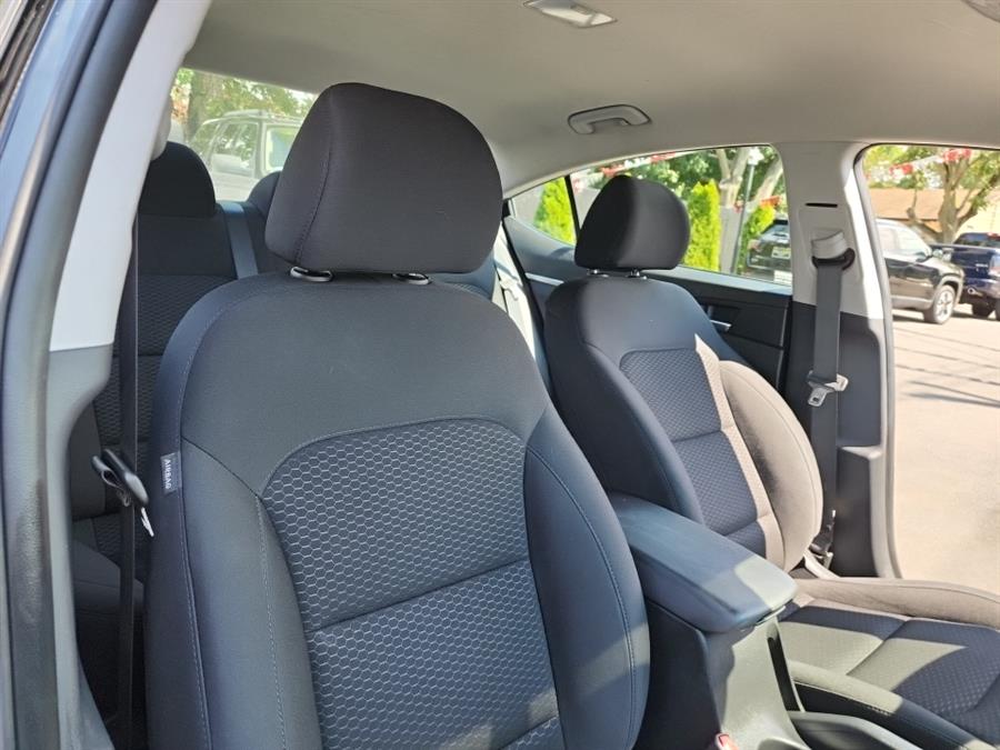 2019 Hyundai Elantra SEL Auto, available for sale in Islip, New York | L.I. Auto Gallery. Islip, New York 2019 Hyundai Elantra SEL Auto, available for sale in Islip, New York | L.I. Auto Gallery. Islip, New York