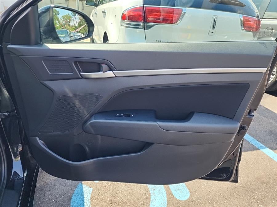 2019 Hyundai Elantra SEL Auto, available for sale in Islip, New York | L.I. Auto Gallery. Islip, New York 2019 Hyundai Elantra SEL Auto, available for sale in Islip, New York | L.I. Auto Gallery. Islip, New York