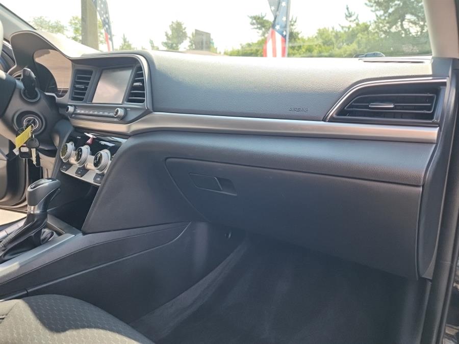 2019 Hyundai Elantra SEL Auto, available for sale in Islip, New York | L.I. Auto Gallery. Islip, New York 2019 Hyundai Elantra SEL Auto, available for sale in Islip, New York | L.I. Auto Gallery. Islip, New York