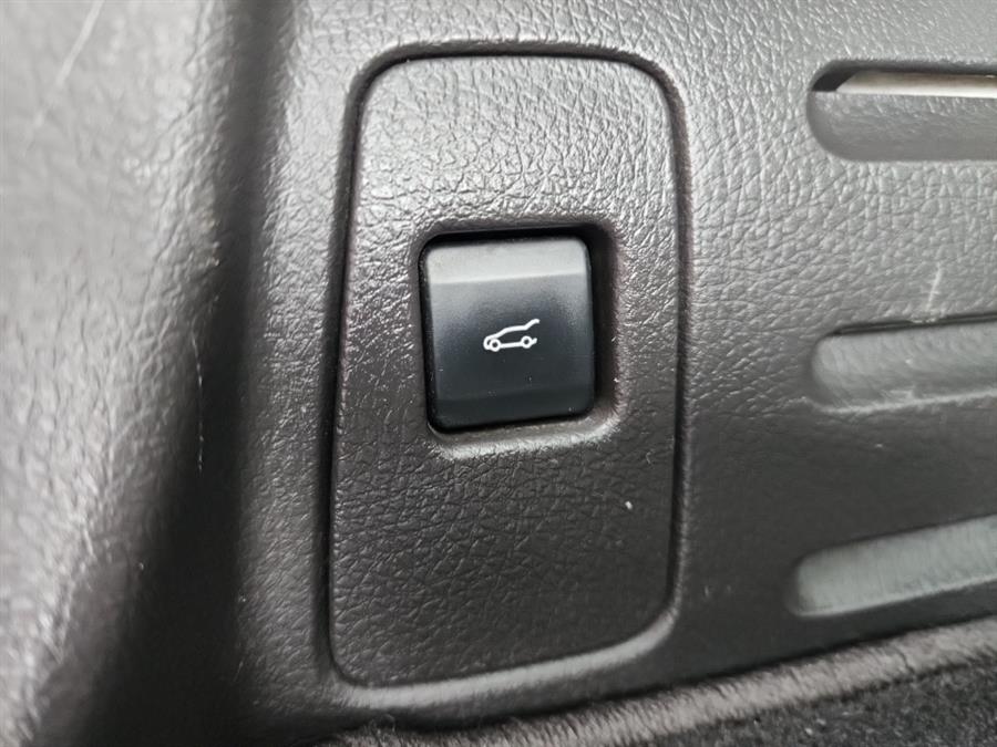 2012 Lincoln MKX AWD 4dr, available for sale in Islip, New York | L.I. Auto Gallery. Islip, New York 2012 Lincoln MKX AWD 4dr, available for sale in Islip, New York | L.I. Auto Gallery. Islip, New York