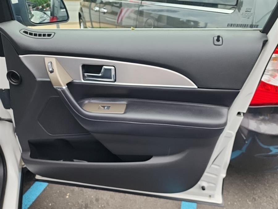 2012 Lincoln MKX AWD 4dr, available for sale in Islip, New York | L.I. Auto Gallery. Islip, New York 2012 Lincoln MKX AWD 4dr, available for sale in Islip, New York | L.I. Auto Gallery. Islip, New York