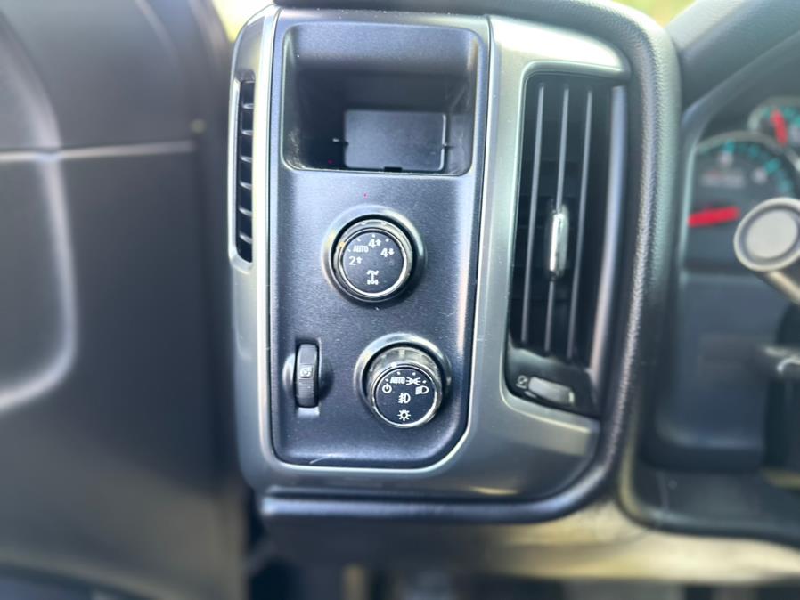 2016 Chevrolet Silverado 1500 4WD Crew Cab 143.5" LT w/1LT, available for sale in Plainfield, New Jersey | Best Cars R Us LLC. Plainfield, New Jersey 2016 Chevrolet Silverado 1500 4WD Crew Cab 143.5" LT w/1LT, available for sale in Plainfield, New Jersey | Best Cars R Us LLC. Plainfield, New Jersey
