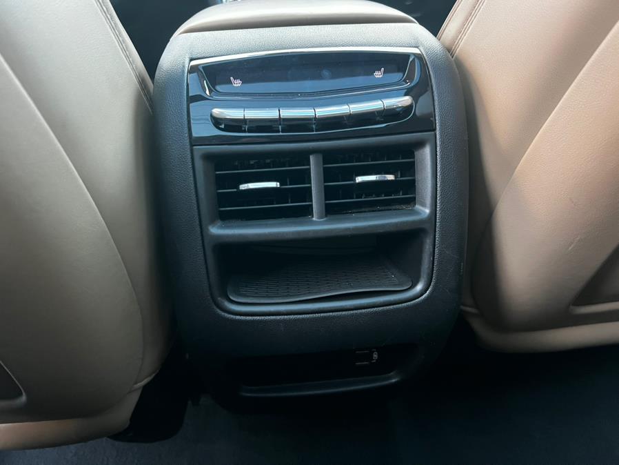 2019 Cadillac XT5 AWD 4dr Platinum, available for sale in Irvington, New Jersey | Elis Motors Corp. Irvington, New Jersey 2019 Cadillac XT5 AWD 4dr Platinum, available for sale in Irvington, New Jersey | Elis Motors Corp. Irvington, New Jersey