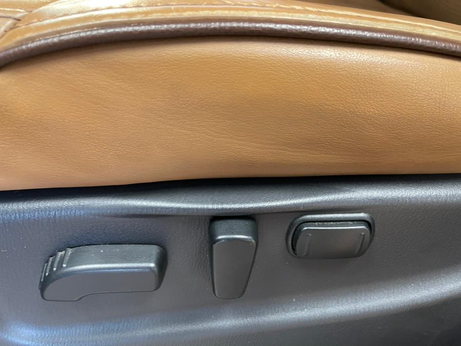 2017 INFINITI QX80 AWD Limited, available for sale in Suffern, New York | Rockland Motor Sport. Suffern, New York 2017 INFINITI QX80 AWD Limited, available for sale in Suffern, New York | Rockland Motor Sport. Suffern, New York