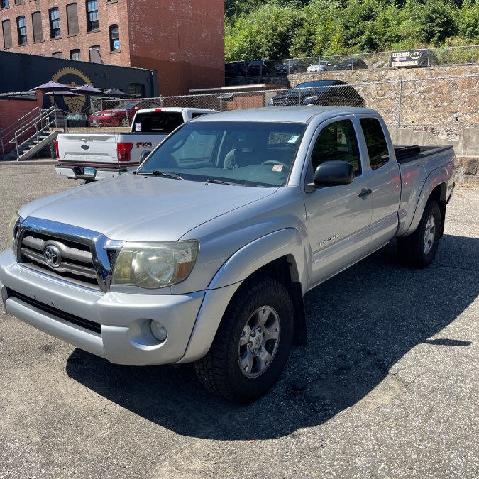 2009 Toyota Tacoma 4WD Access V6 AT, available for sale in Naugatuck, Connecticut | Riverside Motorcars, LLC. Naugatuck, Connecticut 2009 Toyota Tacoma 4WD Access V6 AT, available for sale in Naugatuck, Connecticut | Riverside Motorcars, LLC. Naugatuck, Connecticut