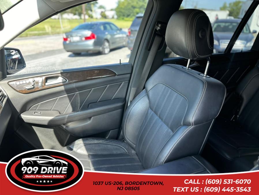 2015 Mercedes-benz Gl-class GL450 4MATIC, available for sale in BORDENTOWN, New Jersey | 909 Drive. BORDENTOWN, New Jersey 2015 Mercedes-benz Gl-class GL450 4MATIC, available for sale in BORDENTOWN, New Jersey | 909 Drive. BORDENTOWN, New Jersey