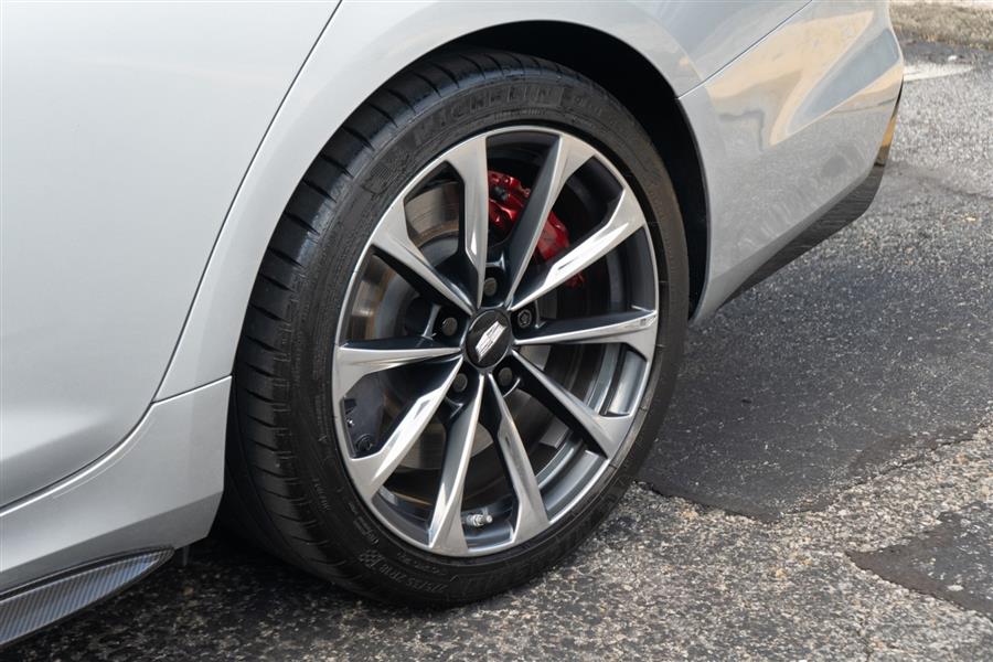 2024 Cadillac CT4 photo 12