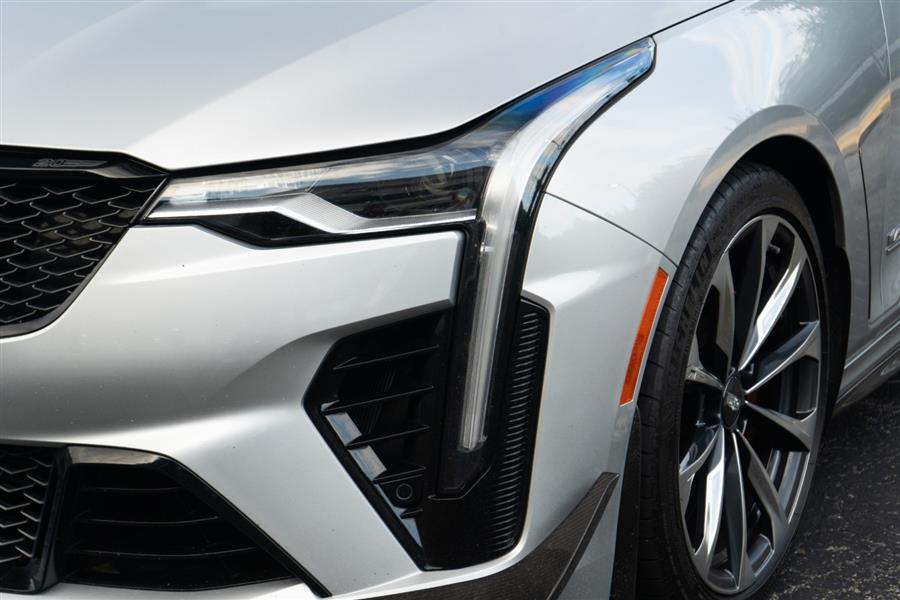 2024 Cadillac CT4 photo 18