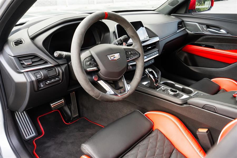 2024 Cadillac CT4 photo 25