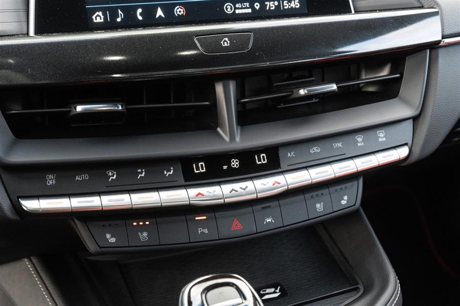 2024 Cadillac CT4 photo 33