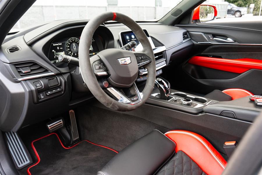 2024 Cadillac CT4 photo 39