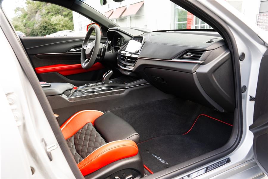 2024 Cadillac CT4 photo 43