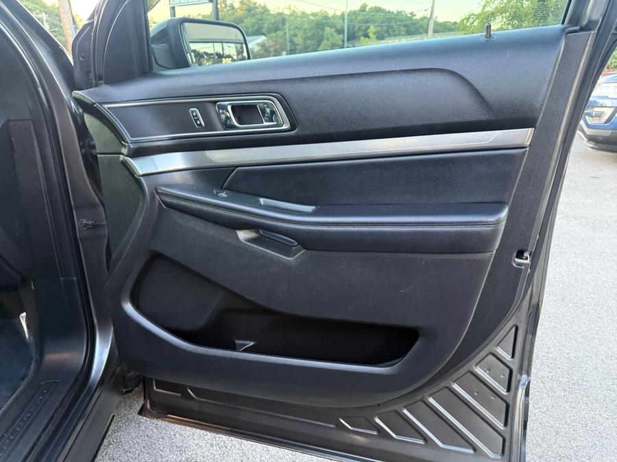 2018 Ford Explorer XLT 4WD, available for sale in Peabody, Massachusetts | All Motors. Peabody, Massachusetts 2018 Ford Explorer XLT 4WD, available for sale in Peabody, Massachusetts | All Motors. Peabody, Massachusetts