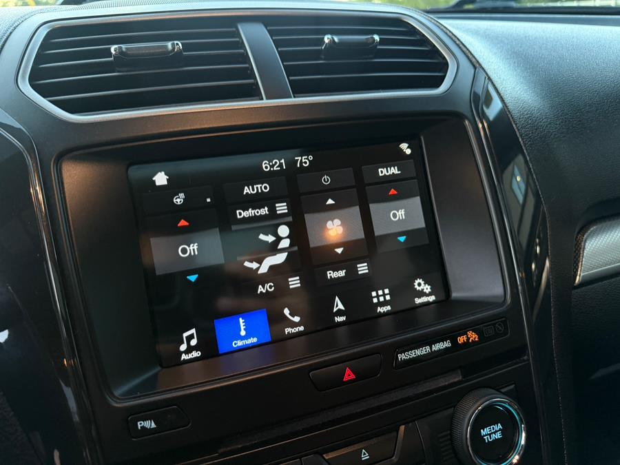 2018 Ford Explorer XLT 4WD, available for sale in Peabody, Massachusetts | All Motors. Peabody, Massachusetts 2018 Ford Explorer XLT 4WD, available for sale in Peabody, Massachusetts | All Motors. Peabody, Massachusetts