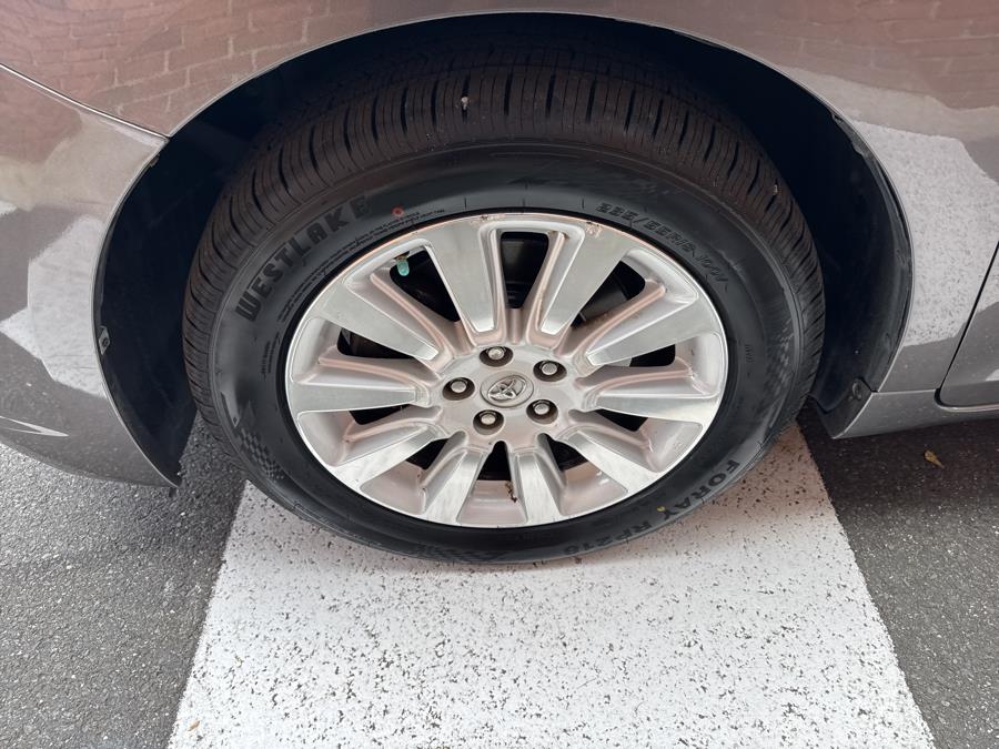 2015 Toyota Sienna 5dr 7-Pass Van XLE Premium AWD, available for sale in Waterbury, Connecticut | National Auto Brokers, Inc.. Waterbury, Connecticut 2015 Toyota Sienna 5dr 7-Pass Van XLE Premium AWD, available for sale in Waterbury, Connecticut | National Auto Brokers, Inc.. Waterbury, Connecticut