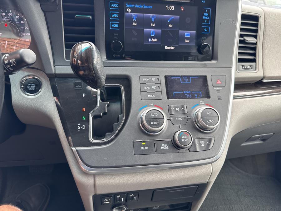 2015 Toyota Sienna 5dr 7-Pass Van XLE Premium AWD, available for sale in Waterbury, Connecticut | National Auto Brokers, Inc.. Waterbury, Connecticut 2015 Toyota Sienna 5dr 7-Pass Van XLE Premium AWD, available for sale in Waterbury, Connecticut | National Auto Brokers, Inc.. Waterbury, Connecticut