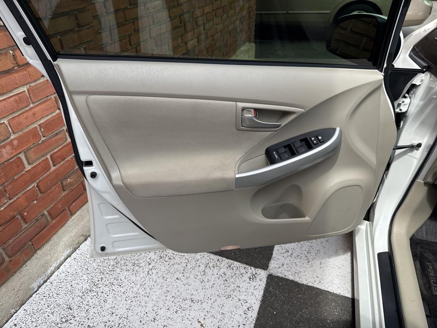 2012 Toyota Prius 5dr HB Two, available for sale in Waterbury, Connecticut | National Auto Brokers, Inc.. Waterbury, Connecticut 2012 Toyota Prius 5dr HB Two, available for sale in Waterbury, Connecticut | National Auto Brokers, Inc.. Waterbury, Connecticut