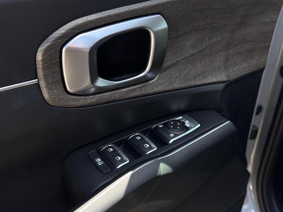 2023 Kia Sorento X-Line EX, available for sale in Woodside, New York | Drive Central. Woodside, New York 2023 Kia Sorento X-Line EX, available for sale in Woodside, New York | Drive Central. Woodside, New York